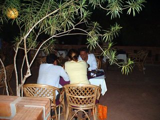 Cuckoo Zen Garden Restaurant bei Nacht1